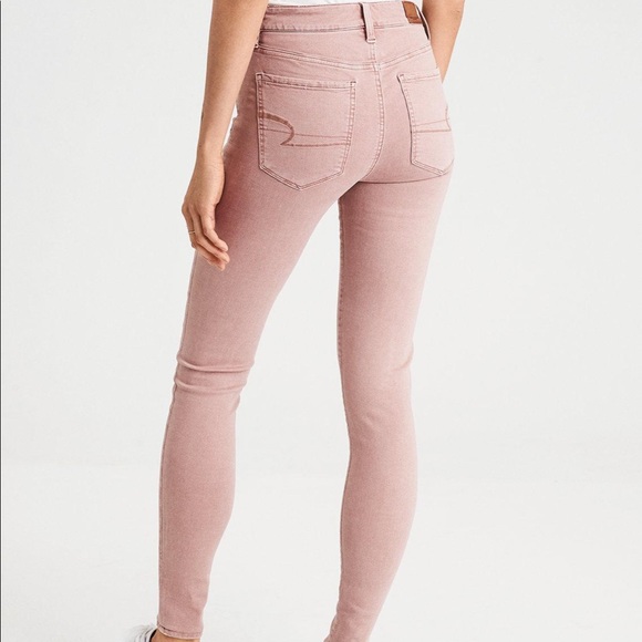 Host Pick! 💕 AMERICAN EAGLE || BLUSH SKINNY JEANS - Picture 2 of 2